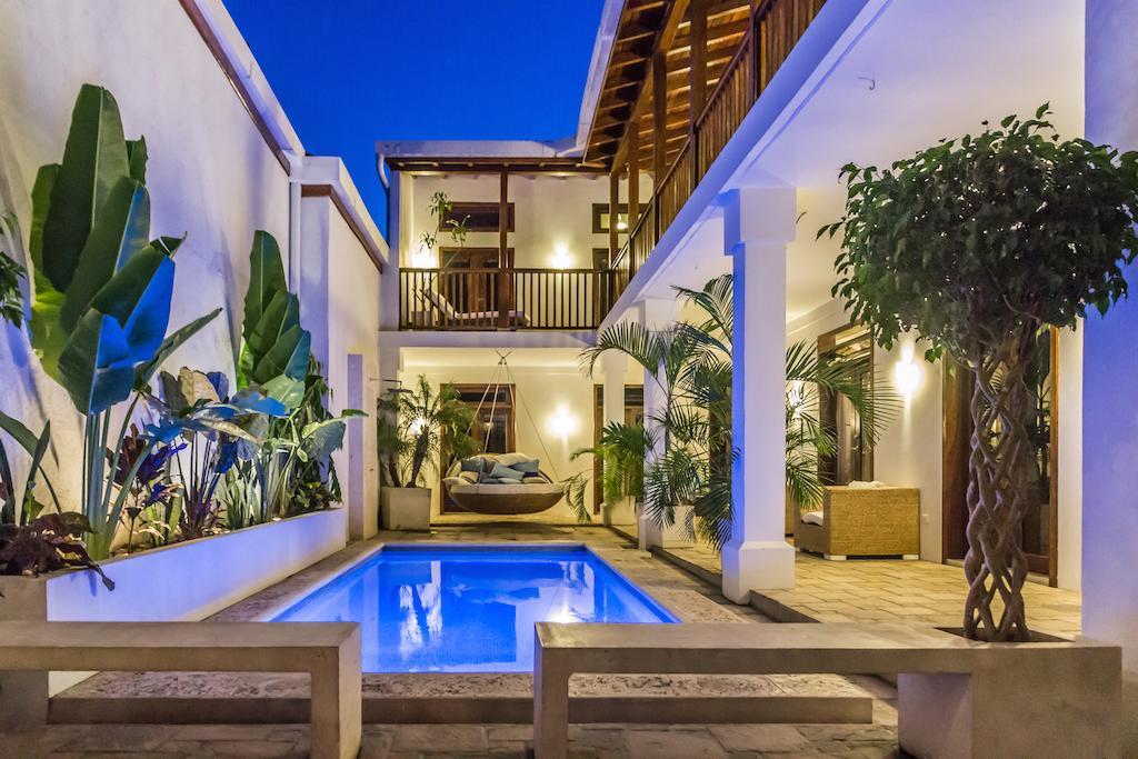 Hotel Azul León Buitenkant foto