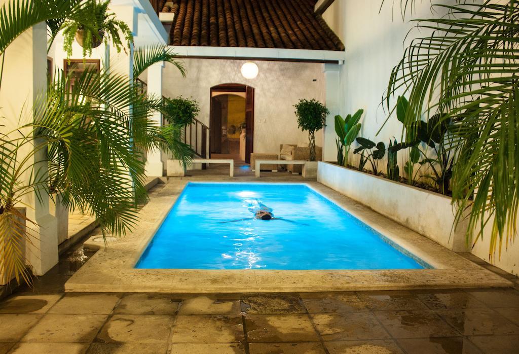 Hotel Azul León Buitenkant foto