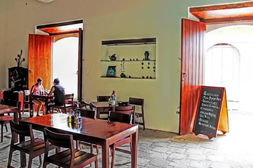 Hotel Azul León Buitenkant foto