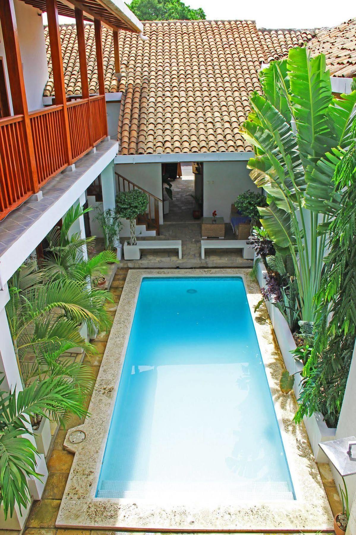 Hotel Azul León Buitenkant foto